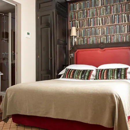 Serotel Lutèce Hotel 4*