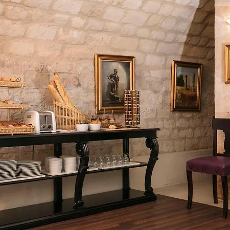 Serotel Lutèce 4* Parigi