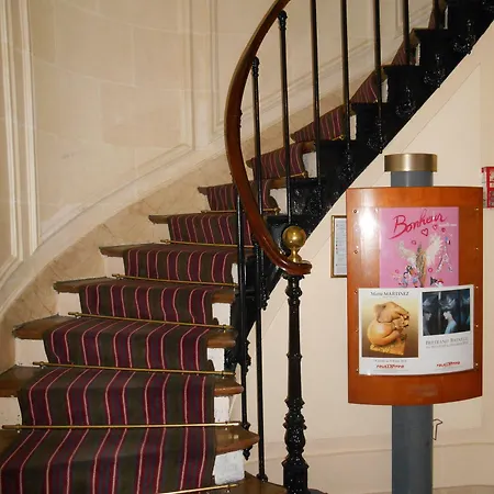 Hotel Serotel Lutèce Parigi
