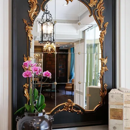 Hotel Serotel Lutèce Parigi