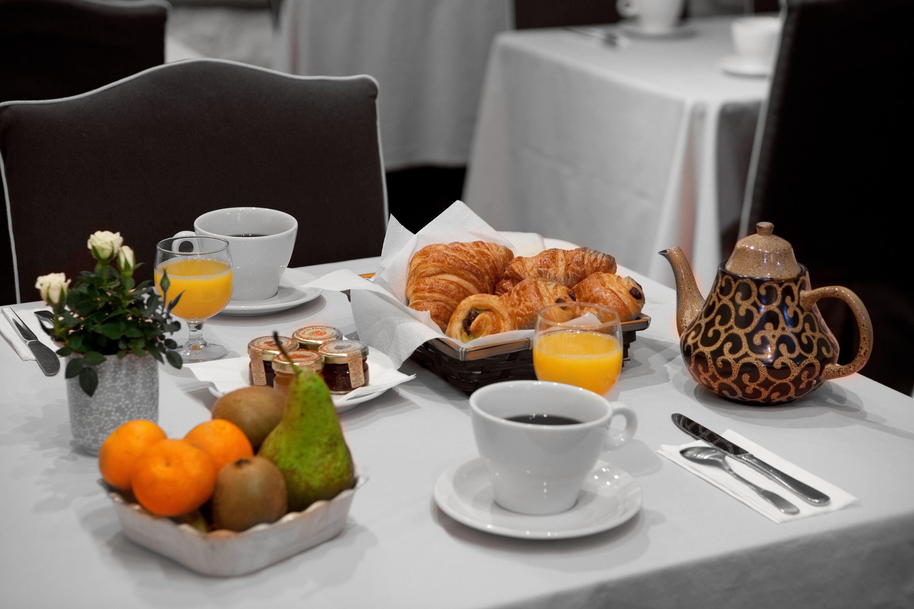 Serotel Lutèce Hotel